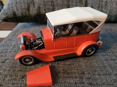Neat Built up Vintage Lil John Buttera’s 27 T Touring Ford Street Rod Model car