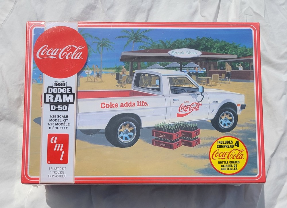 AMT 1980 Dodge Ram D50 Red & White Coca-Cola 1:25 Scale Plastic Model Kit New