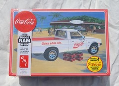 AMT 1980 Dodge Ram D50 Red & White Coca-Cola 1:25 Scale Plastic Model Kit New