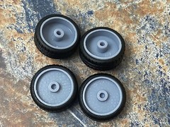 Resin 22 Scale In. Cadillac Resto-mod Wheels, W/Bullets And Whitewalls,1/24 1/25