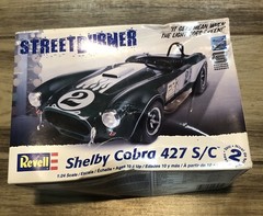 Shelby Cobra 427 S/C Model StreetBurner 1:24 Car Kit Revell No. 85-2828 2005