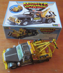 Revell H-1383 Midnite Cowboy Custom Chevy Wrecker Truck Built 70s in Box