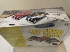 Lindberg ’40 Ford Coupe 1/25 scale plastic model kit build 1 of 3 ways (SEALED)