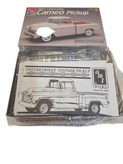 NEW Vintage ERTL 1955 Chevrolet Cameo Pickup Open Box