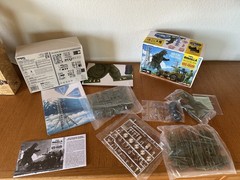 MPC Godzilla Vehicle Willys MB Jeep 1/25 Plastic Model Kit MPC882M/12-NEW