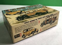 REVELL Model Kit 31 FORD WOODY Or TUDOR SEDAN 1/24 H-1275-200 Beach Boys Vibe