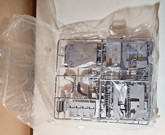 Revell Schlingmann Tlf 16/25 Mercedes Benz Atego 1529 Kit # 07586 Open Box 1:24