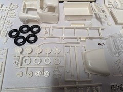 AMT 1953 Ford Pick Up Truck Wild Kat Model Kit