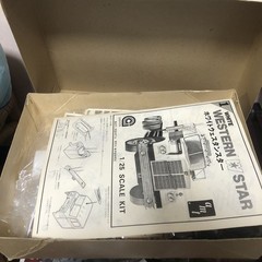 AMT White Western Star 1/25 American Dynamic Model Collectables 17+