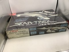 AMT Scale U.S.S. Enterprise From “Star Trek Motion Picture.