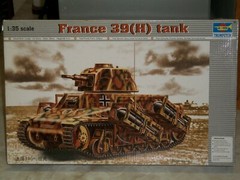 Trumpeter 1/35 Scale France 39(H) Tank