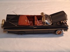 1959 Chevrolet Impala Convertible. Monogram 1/24 scale done ready for display!