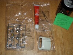 1956 THUNDERBIRD, [AMERICAN DREAMS TV SHOW CAR], DIE CAST METAL MODEL KIT, 1:25
