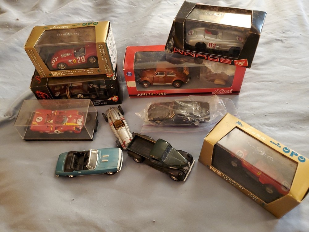 1/43 Junkyard Lot For Parts Or Repair