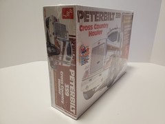 amt SEMI TRUCK MODEL KIT PETERBILT 359 CROSS COUNTRY HAULER 1/25 scale SEALED