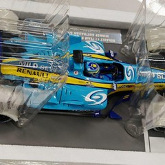 minichamps 1:18 Fisichella R25 Australian Victory Resin Racing Model Renault F1
