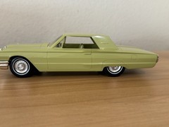 Vintage 1964 FORD THUNDERBIRD PROMO Dealer CAR ~ Floratine Green T bird