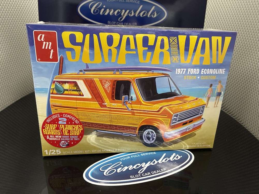 AMT ’77 Ford Econoline Surfer Van 2’n1 1:25 Model Kit Surfboards Roof Rack