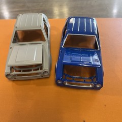 BOX OF 2 – Motor Max Fresh Cherries 1974 AMC Gremlin Die-Cast/Model Car Kits