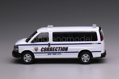 596 1:64 White GMC Express 3500 Police Van Diecast Display Gift Model Collection