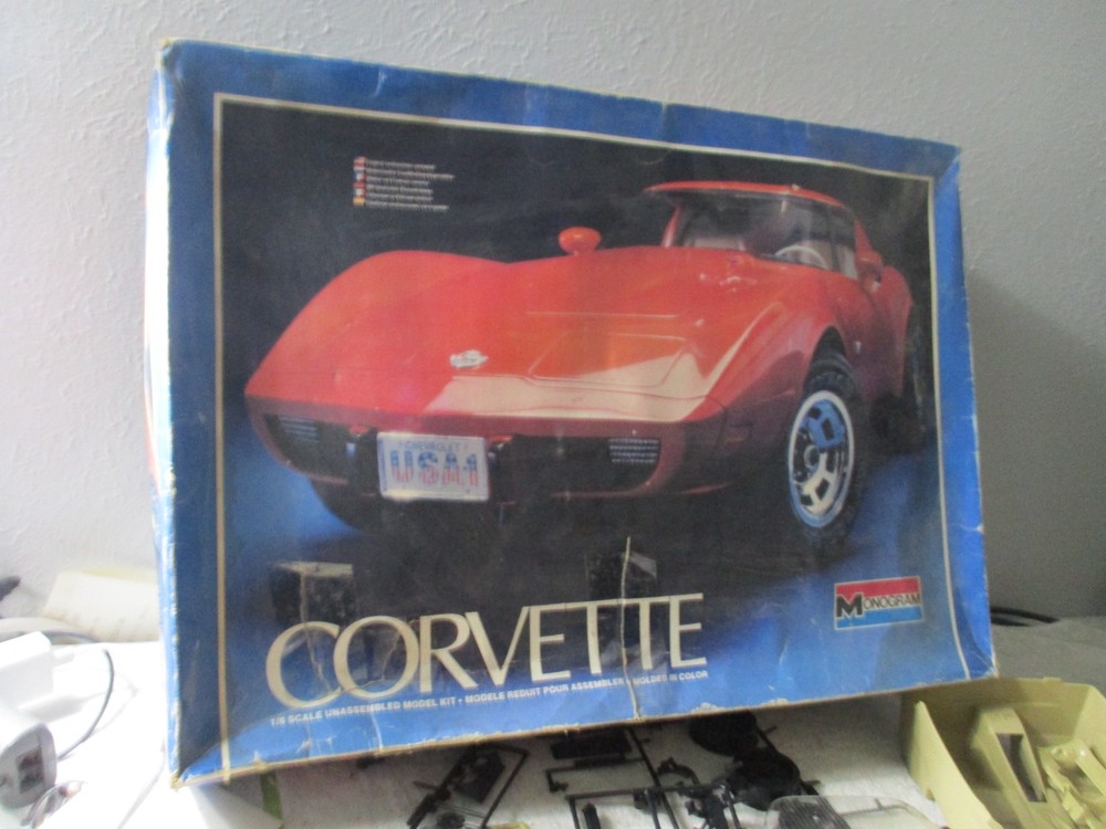 DEFECTIVE Monogram 1978 Corvette 1/8 Model Kit PARTS ONLY READ 2603