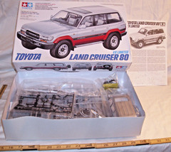 TAMIYA TOYOTA LAND CRUISER 80 VX LIMITED 4X4 MODEL KIT 1:24 BOXED 24107