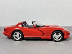 1/24 Scale Nicely Built Dodge Viper V-10 Model Car Red Mopar 1/25 Sidepipes