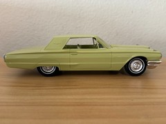 Vintage 1964 FORD THUNDERBIRD PROMO Dealer CAR ~ Floratine Green T bird