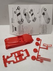 Jaguar XK120 Roadster Lindberg 1/32 Plastic Model Kit #605-10 Toy Unassembled
