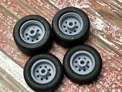 1/24 Scale: 15-inch “Weld Draglite” Resin Wheels W/ Wide Rear Tires