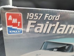 🚦🔥AMT/Ertl 1957 Ford Fairlane 500 Vintage 1993 1:25 Model Kit NEW SEALED #8028
