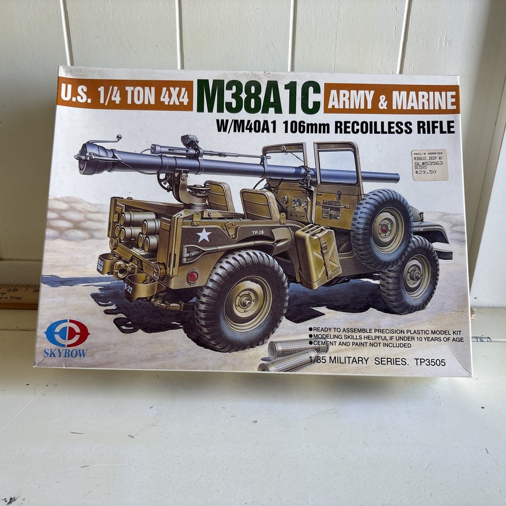 Skybow 1/35 M38A1C US 1/4 Ton 4X4 w/M40A1 106mm Recoilless Rifle SEALED Parts