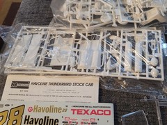 Monogram Davey Allison’s Havoline Thunderbird Stock Car 1/24 Model Sealed Inside