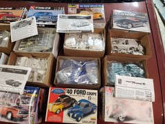 AMT Ertl Model Kits Revell