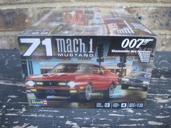 Revell 1971 Ford Mustang Mach 1 007 James Bond 1/25 Scale Model Kit 14555 SEALED