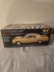 AMT 1967 Chevy Chevelle Pro Street 1:25 Scale Model Car Kit 876 -open Box