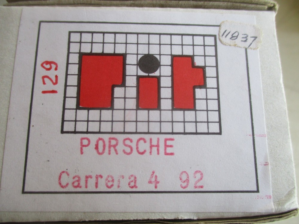 🏁PIT PORSCHE 911 CARRERA 4 1992 SPORTS CAR RESIN & METAL 1:43 🏁 MORE LISTED