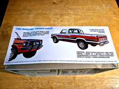 2021 AMT Model FORD COURIER MINIVAN Kit #AMT1210M/12 Build VAN or PICKUP