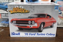 Revell 70 Ford Torino Cobra Sealed Inside 1/25