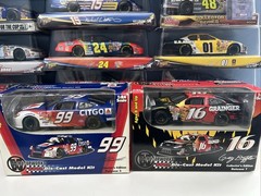 HUGE LOT OF 18 NASCAR 1:24 SCALE DIECAST CARS FROM THE EARLY-MID 2000’s