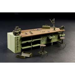 AFV Club U.S. Army Workbench & Tool Set #AF35302