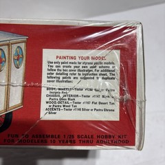 Amt ’23 “T” Delivery Van Retro Deluxe Edition Nestle 1:25 Model Kit Sealed