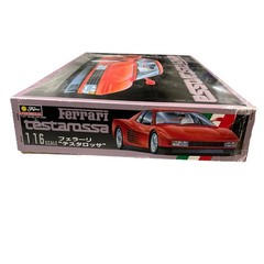 Vintage 1985 Fujimi Ferrari Testarossa 1/16 Scale Red Plastic Model Kit Japan