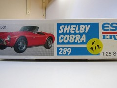 Esci ERTL 1:25 Scale Shelby Cobra 289 model kit # 3501. Rare kit.