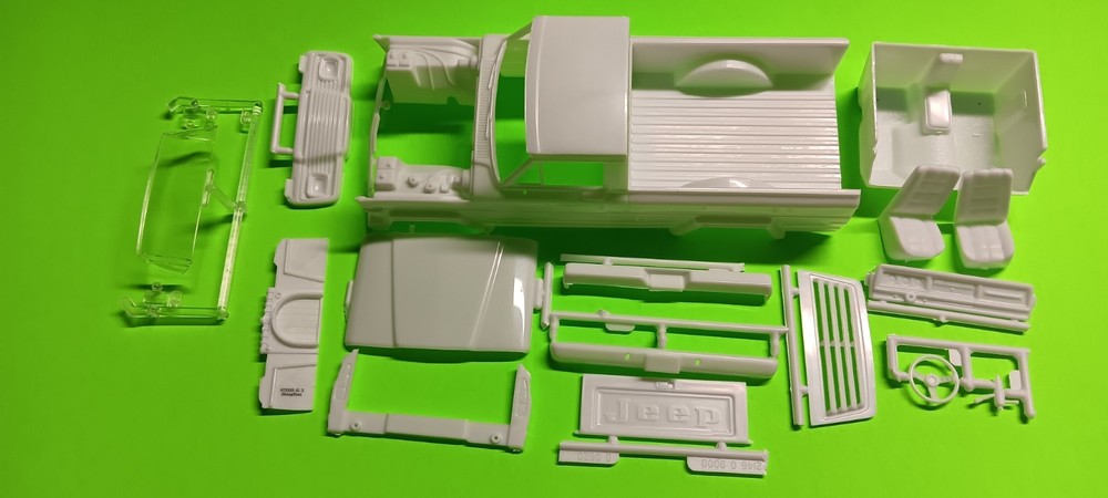 1979 Jeep J-10 1/24 Hood Body Glass Bumper Grille Pickup Truck 4×4 Revell