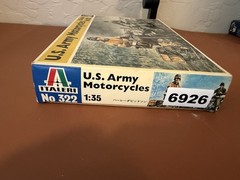 Italeri 322 1/35 Military Model Kit WWII U.S Military Police w/Motorcycle 6926