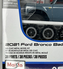 Maisto Assembly Line 2021 Ford Bronco Badlands 1:24 SC Diecast Model Kit 39535