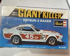 Revell 1/25 1975 Datsun 260 z ”Giant Killer”model kit