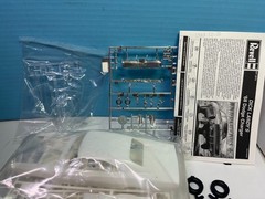 1/24 REVELL 1968 DODGE CHARGER DICK LANDY’S MODEL KIT OPEN READ B8