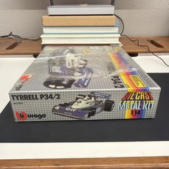 Bburago 1/14 scale metal Tyrrell P34/2 model kit Brand New Sealed
